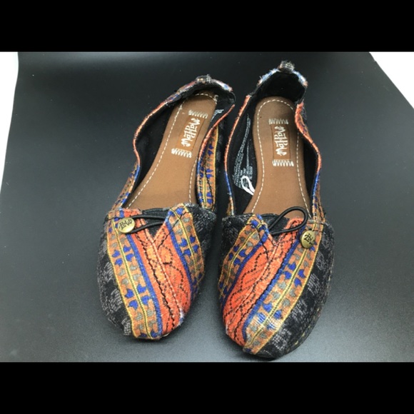Madpole 5-6 Woman’s Slip On Flats Loafer Style - Picture 3 of 8